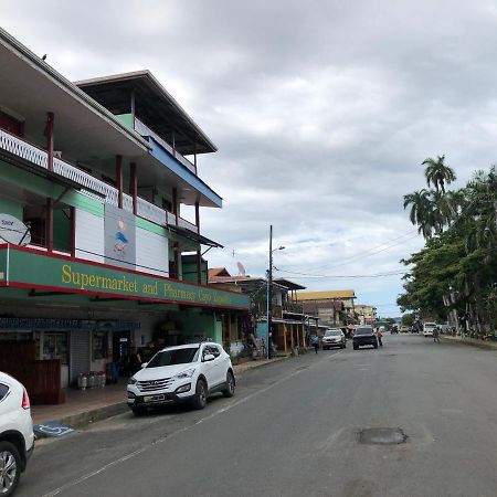 Reff Hotel Bocas Town Exterior foto