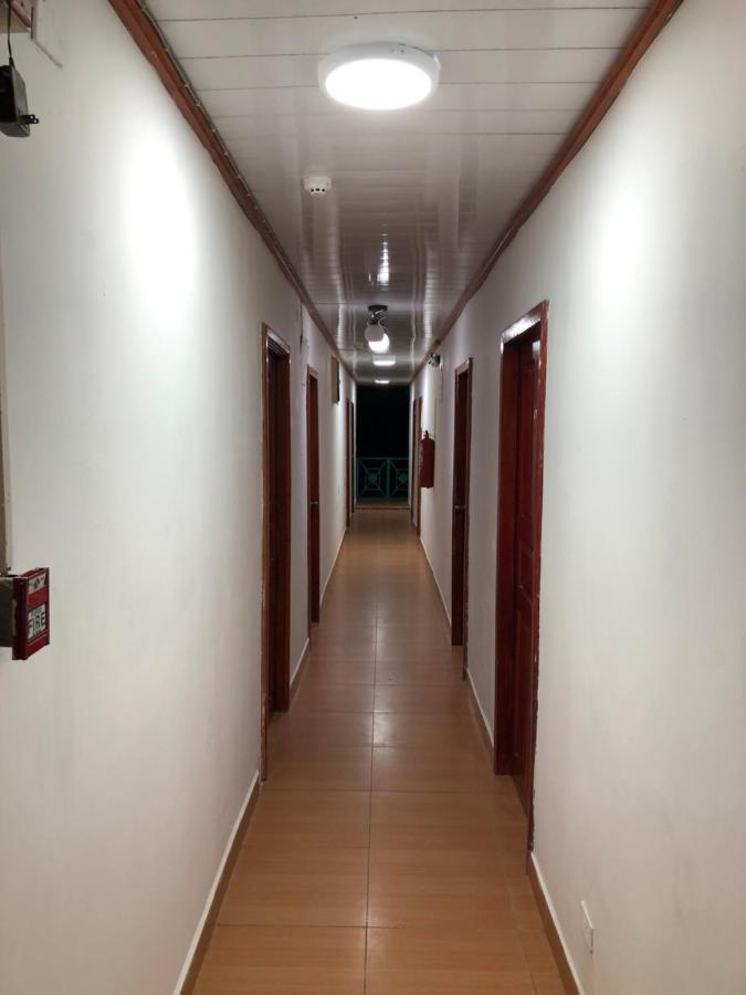 Reff Hotel Bocas Town Exterior foto
